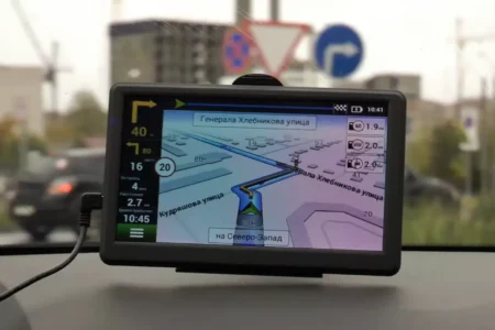 Выбор и возможности современных GPS навигаторов для автомобиля